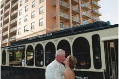 chicago_wedding_elizabeth_ashley_photography_windy_city_trolley_sneak_peek_006
